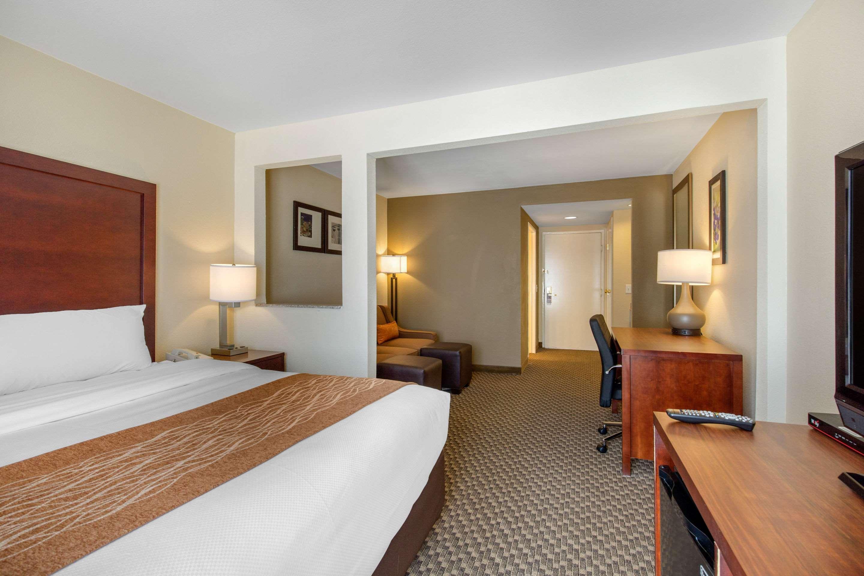 Comfort Inn & Suites Sw Houston Sugarland Bagian luar foto