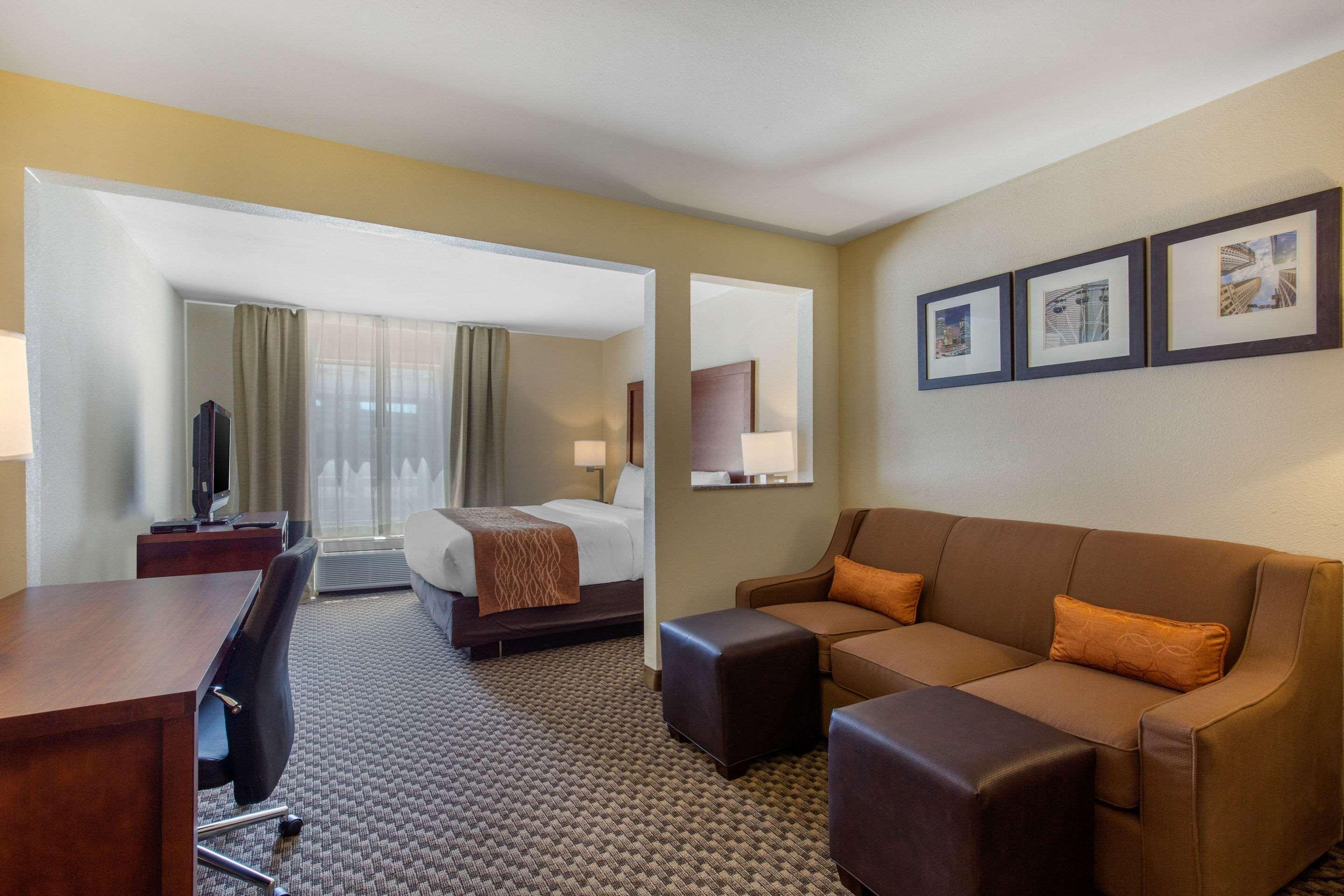 Comfort Inn & Suites Sw Houston Sugarland Bagian luar foto